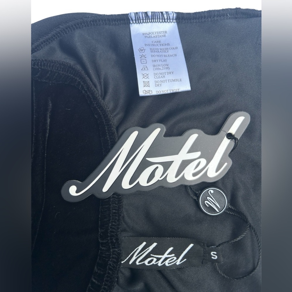 MOTEL Black Velvet Bodysuit Size:S - Picture 5 of 5